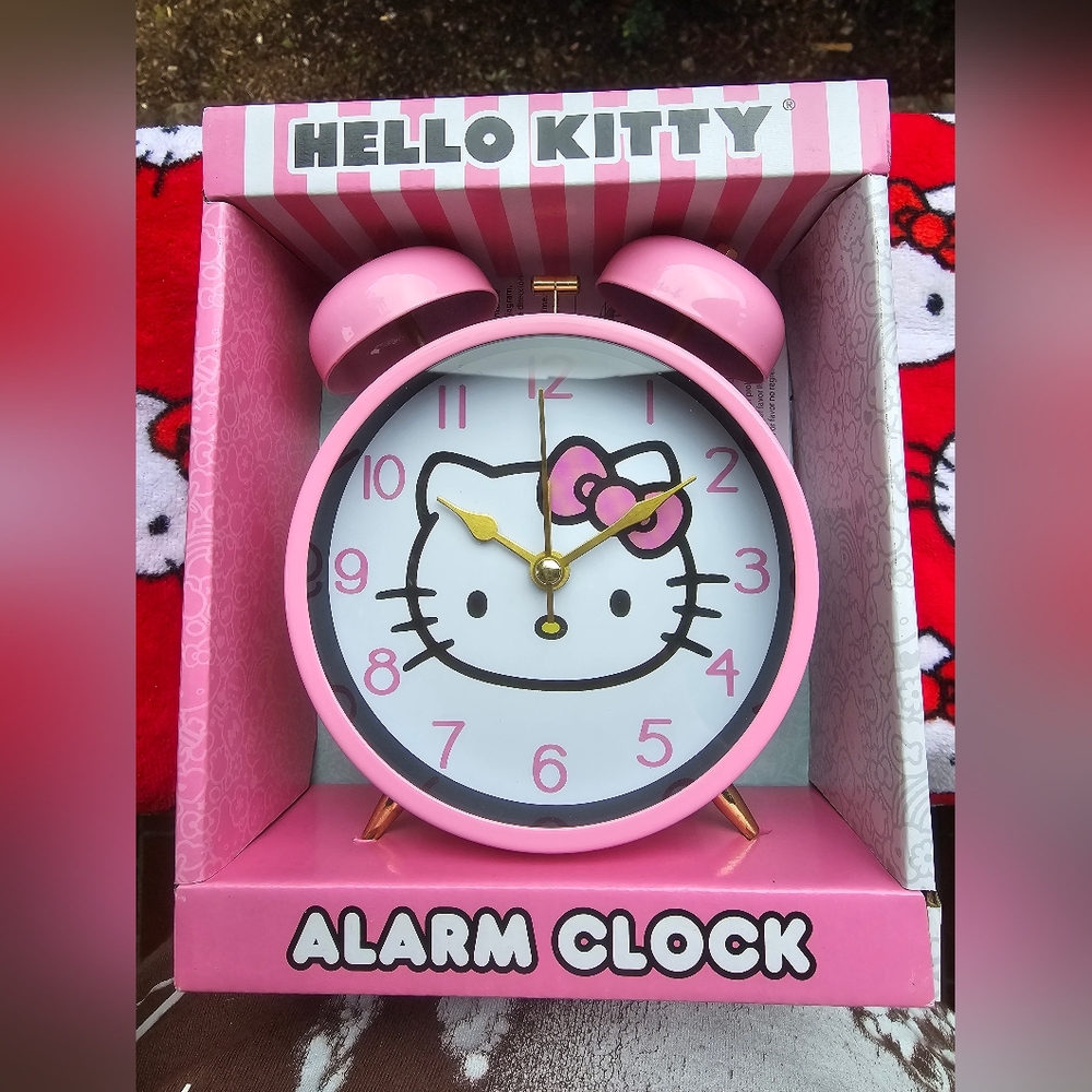 Hello kitty alarm clock